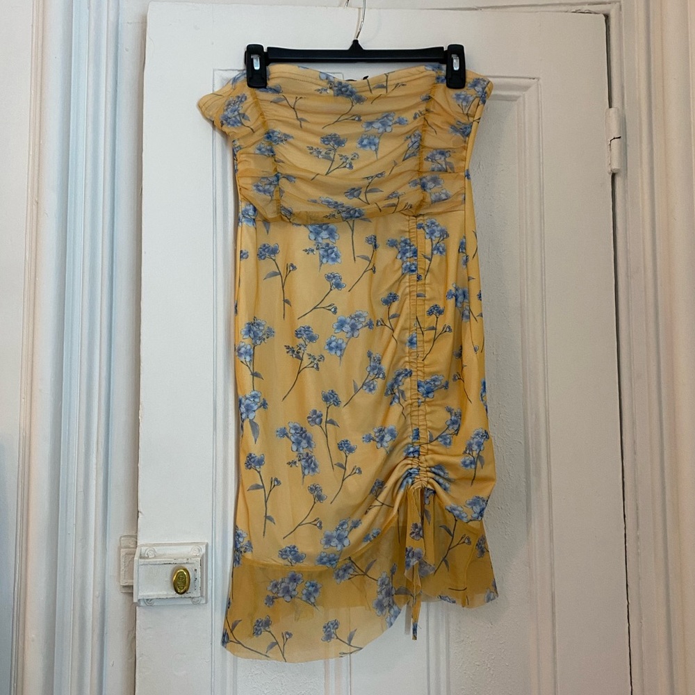 Yellow strapless bodycon dress with blue floral detail